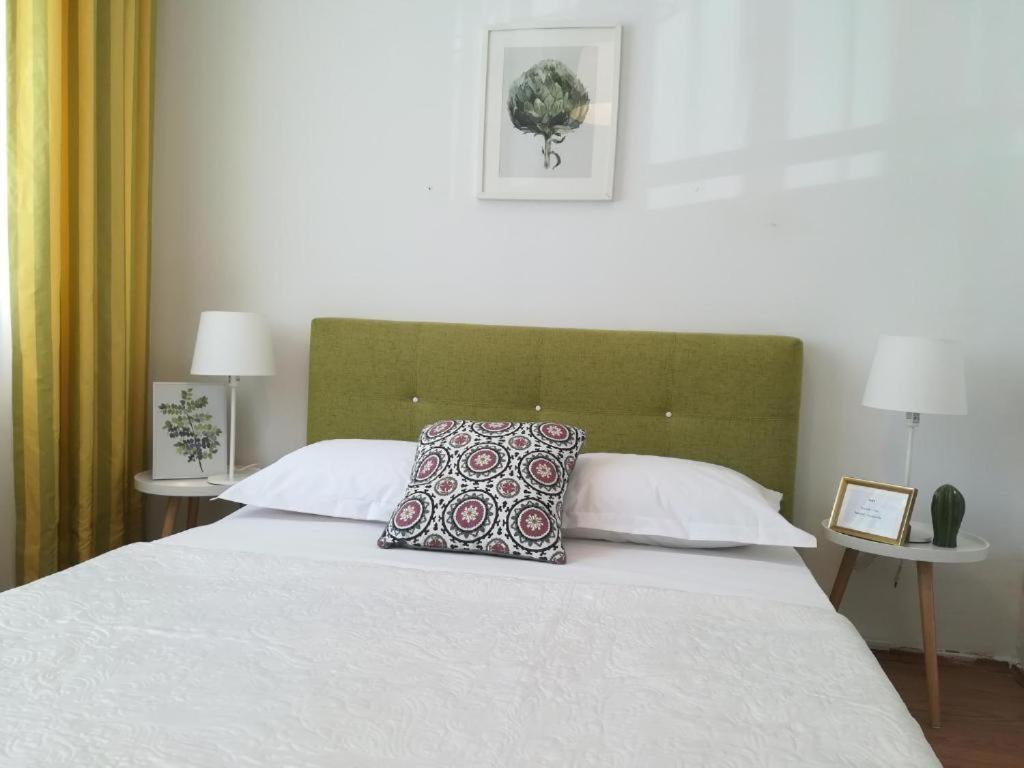 Guesthouse Smart Bucareste Exterior foto